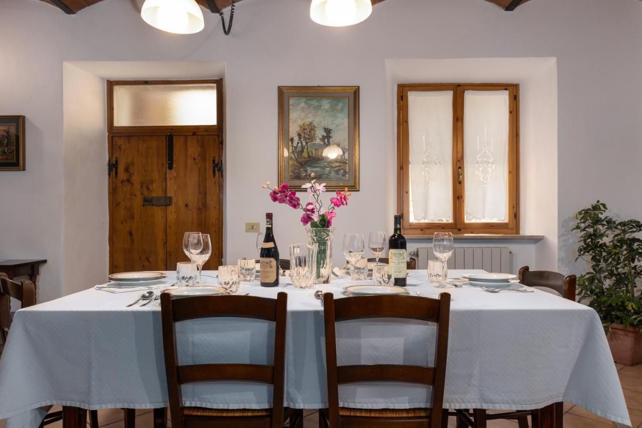 Enchanting Flat With Patio In Abbadia A Isola Monteriggioni Exterior foto